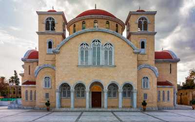 Wycieczka fakultatywna, Nikozja stolica dwóch Cyprów z Pafos