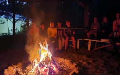 Obóz młodzieżowy, Piecki - kolonia "Mazurski Mixer" Mazurskie Chaty, 10 dni 10-14 lat