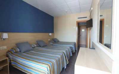 Obóz młodzieżowy, Lloret de Mar - obóz Chill out Zone ze zwiedzaniem Barcelony i Girony - wylot z Warszawy Don Juan Resort***, 8 dni 13-18 lat